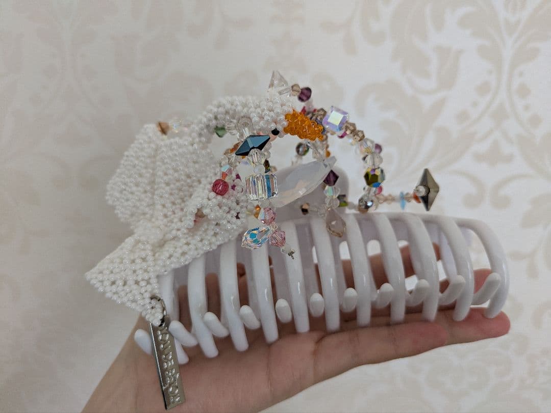 白鳥　ヘアクリップ　LOU DE BETOLY