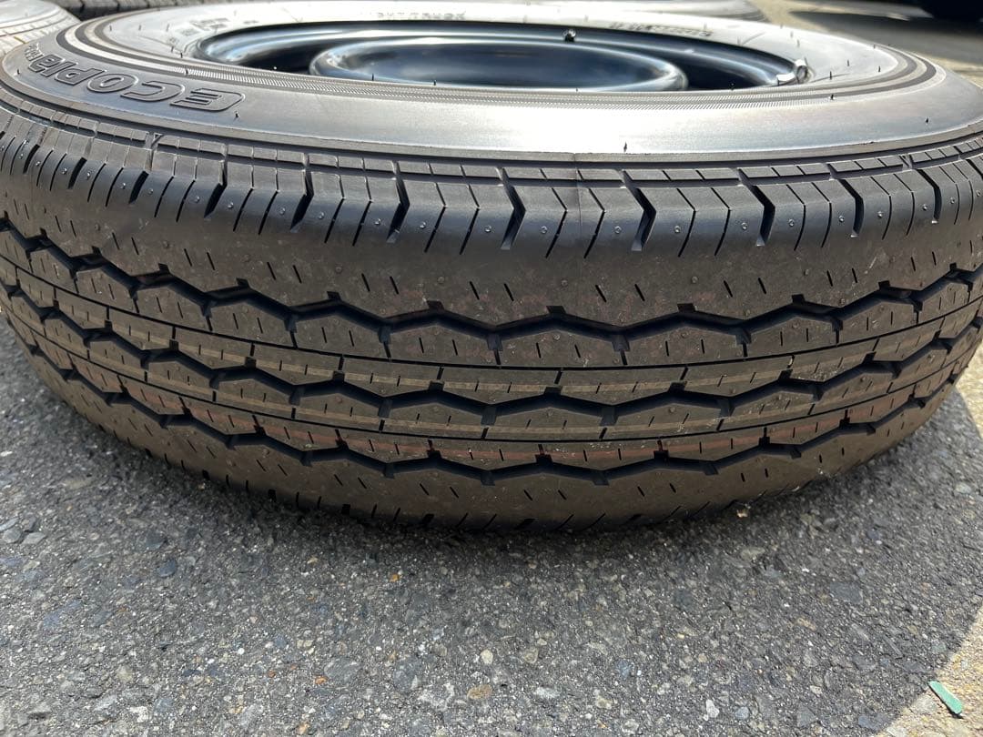 引き渡し限定　200系　ハイエース　2025新車外し　純正タイヤホイール