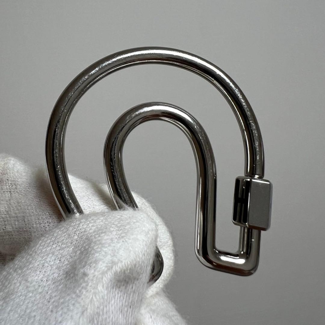 エルメス キーリング シュヴァル 蹄型 キーホルダー ネイビー 国内正規品