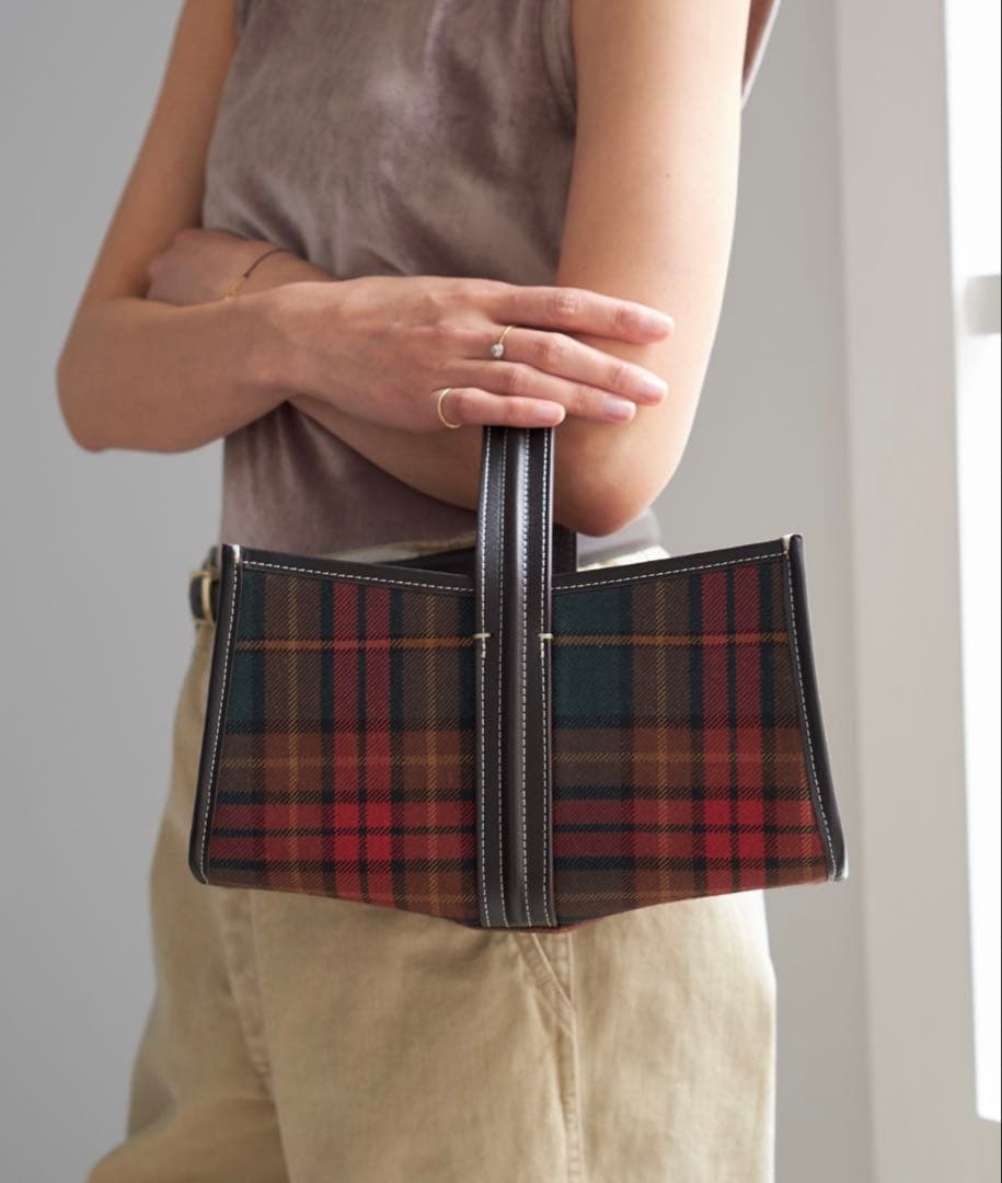 バッグ A VACATION/7 77F-79 SEE SAW BAG CAVAN