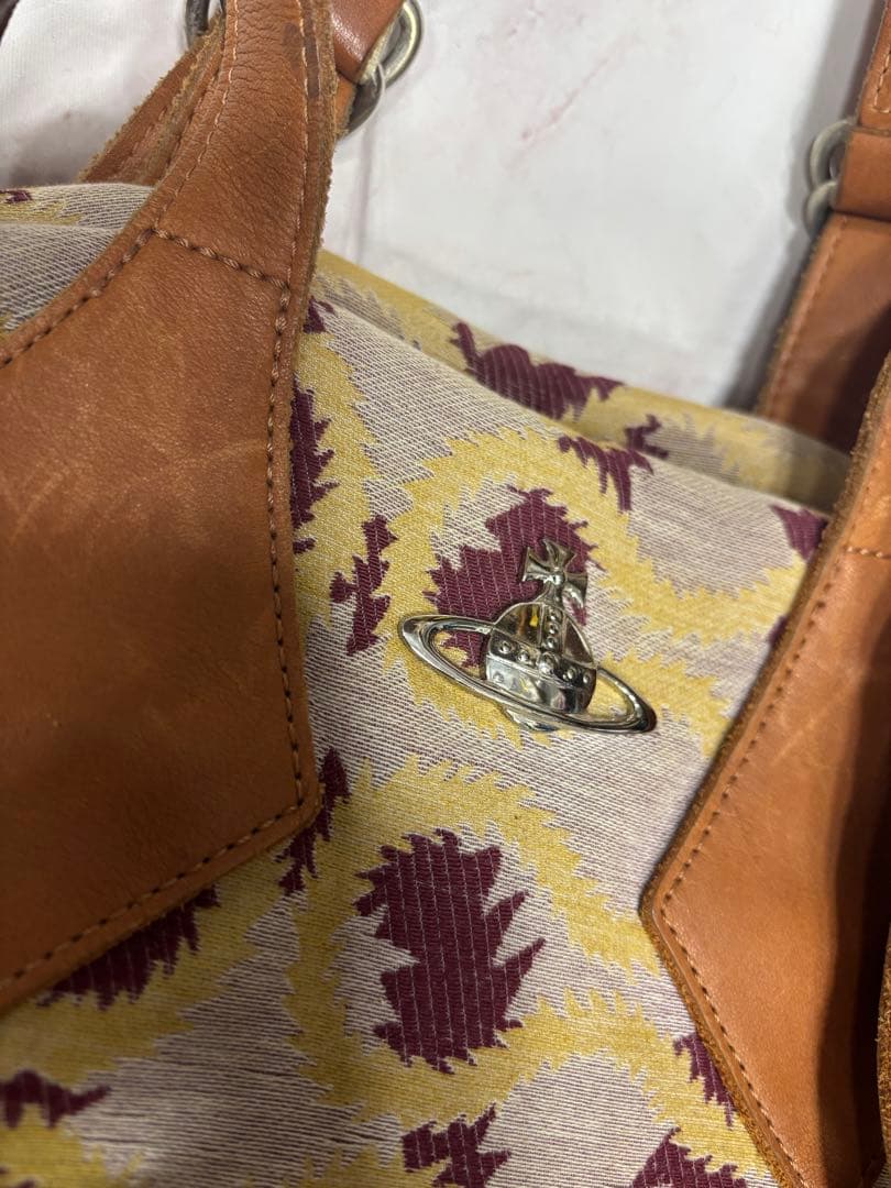 ヴィヴィアン　ヤスミン　ヴィンテージ