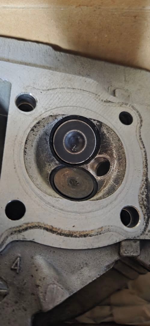 エイプ100 シリンダーヘッド　値下げしました　純正