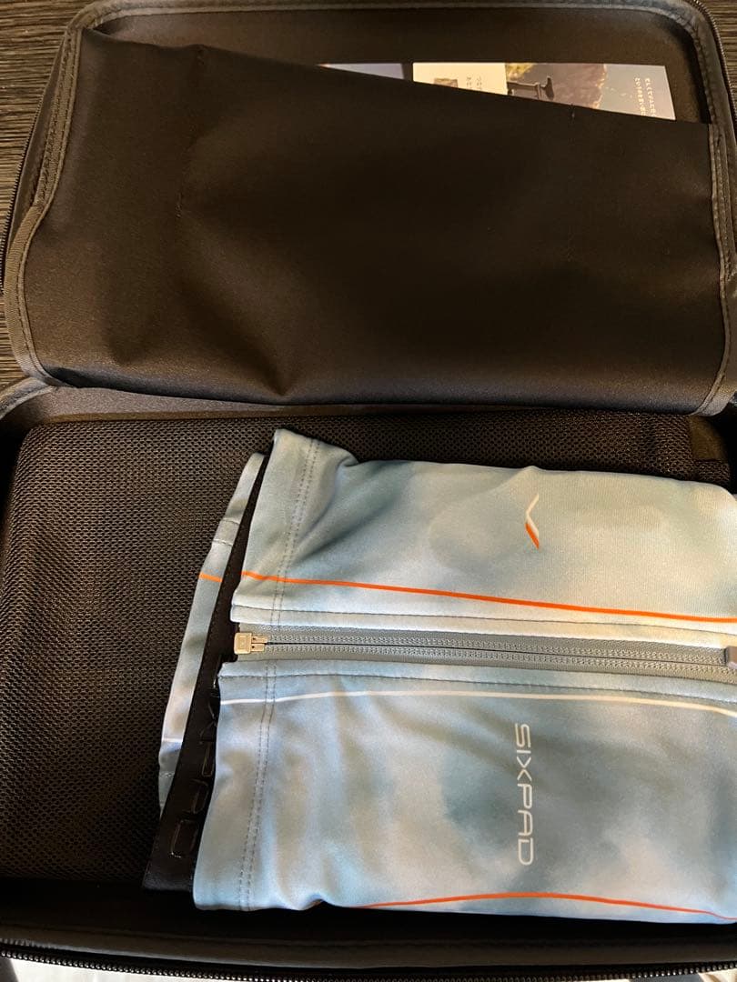 シックスパッドパワースーツコアベルト