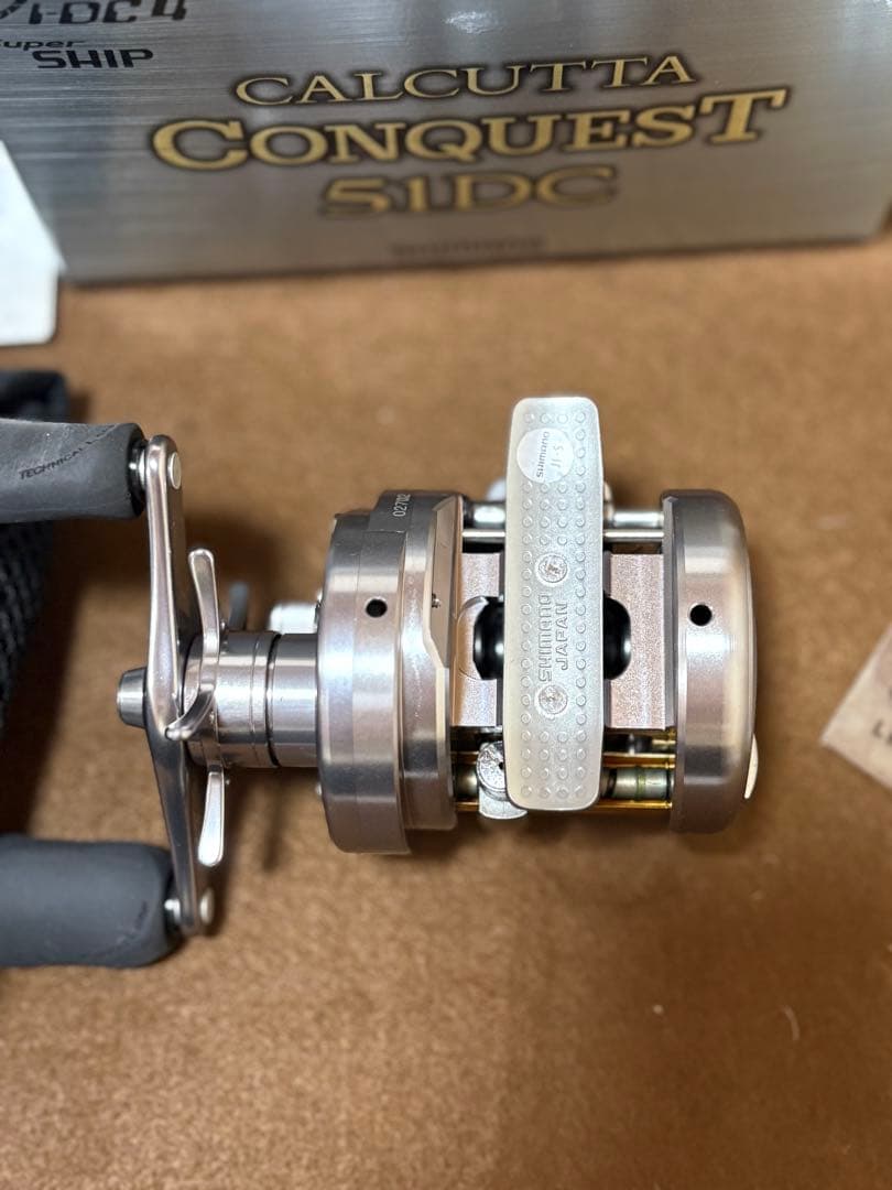 SHIMANO CALCUTTA CONQUEST 51DC 新品未使用