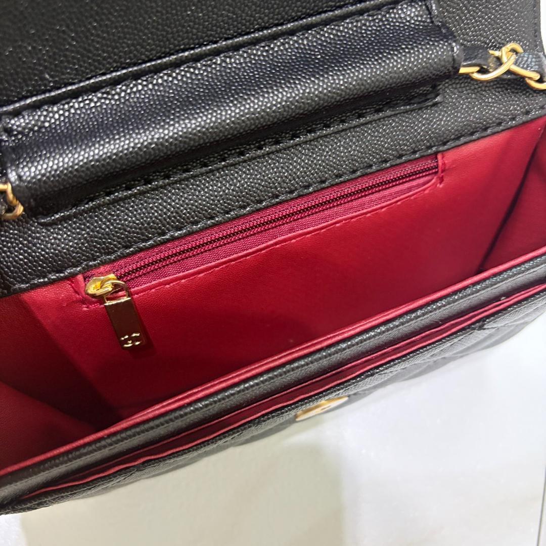 CHANEL ノベルティギフト　 ショルダー バック チェーンウォレット