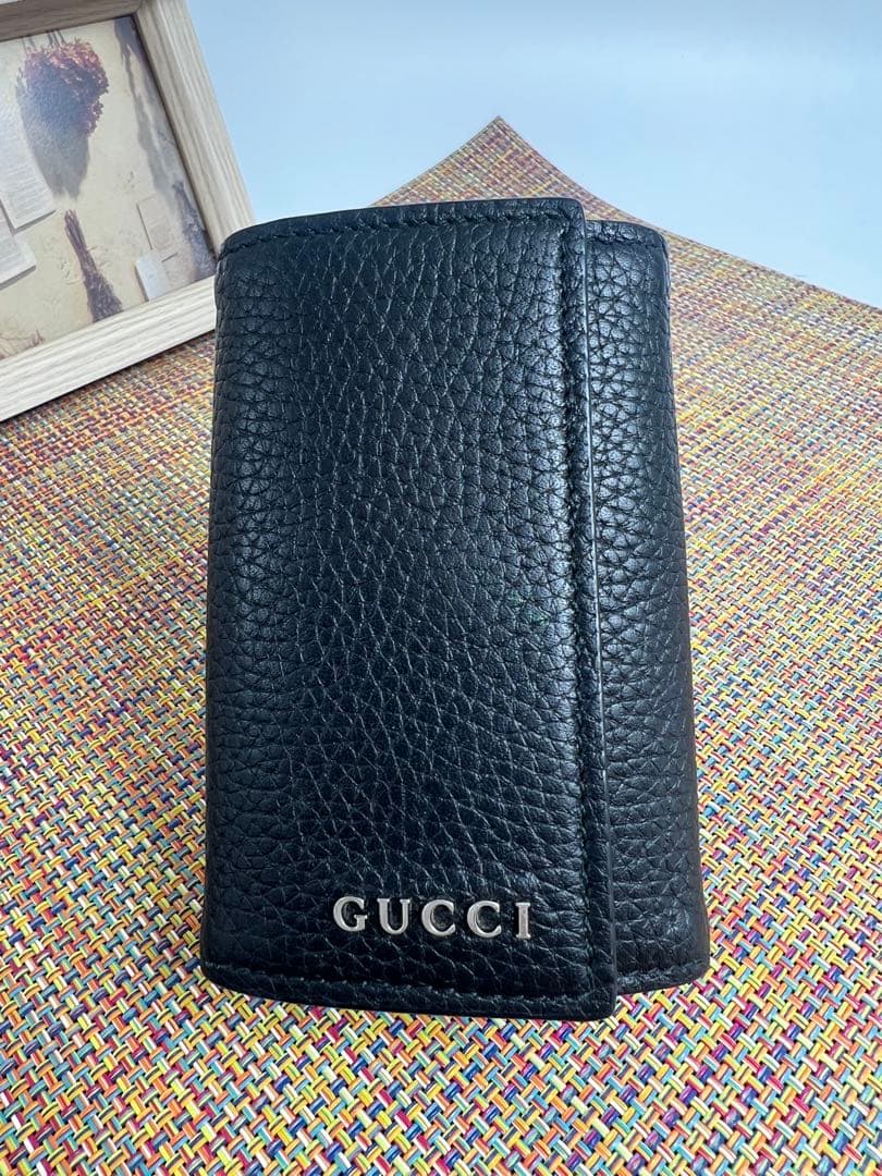 ✨極美品✨GUCCI グッチ　ロゴ　６連キーケース　キーリング　レザー　ブラック