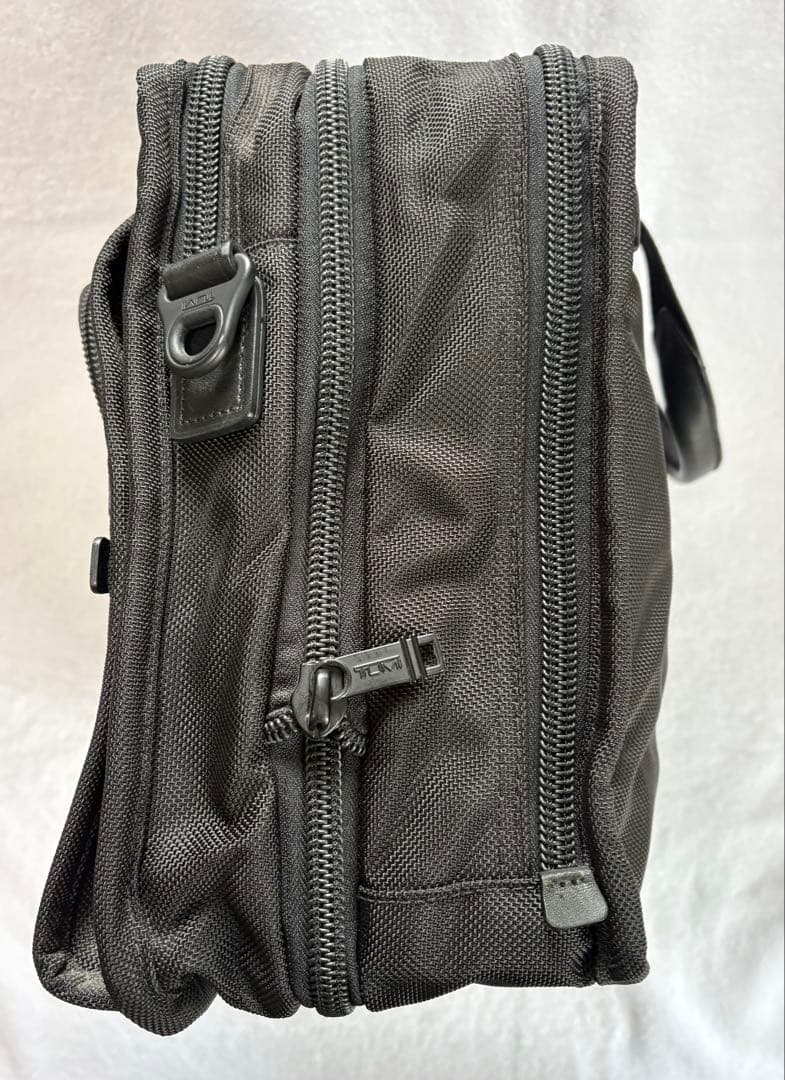 美品TUMIビジネスバッグ ブラック