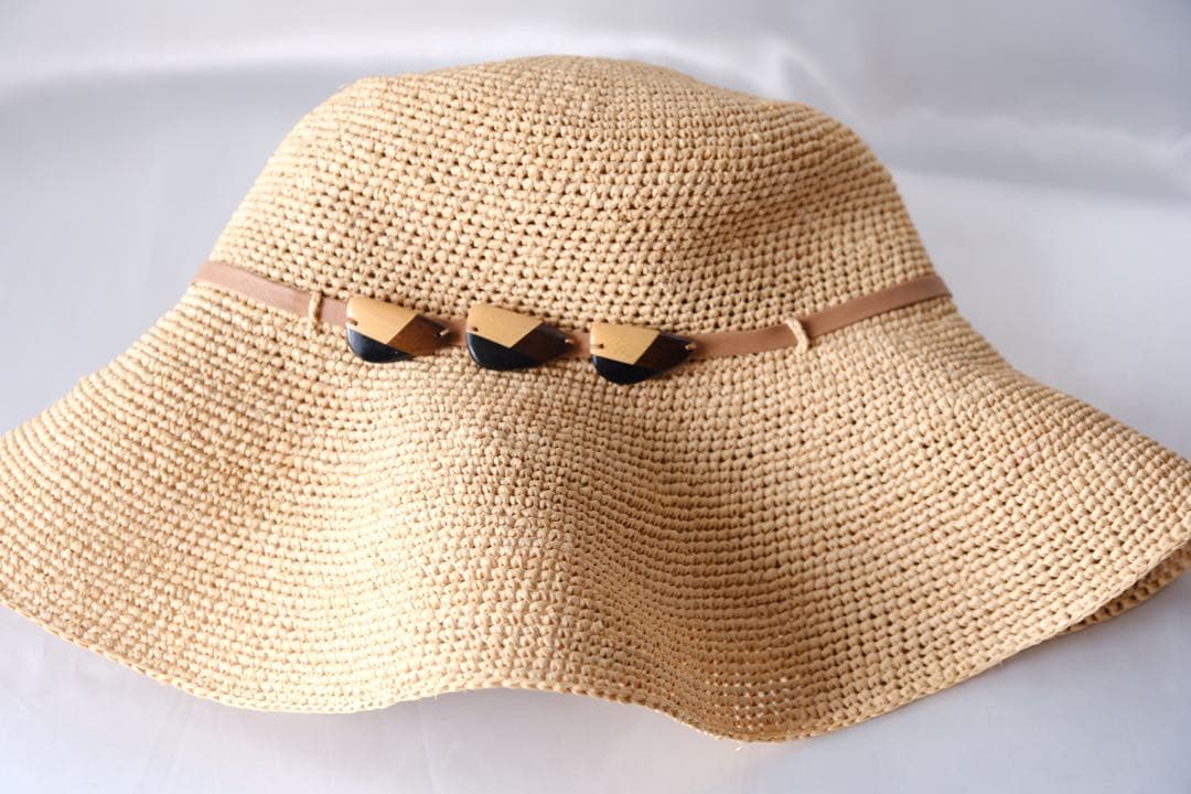 ヘレンカミンスキーベージュ 麦わら帽子レザーバンド付きゴールデンウィークsale