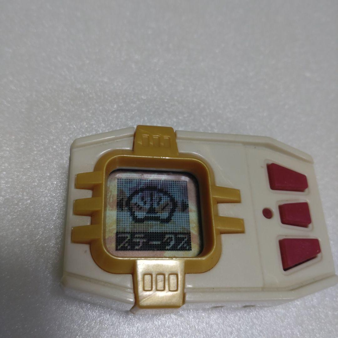 デジモンペンデュラムプログレスメタリックホワイト＆ゴールド　説明文お読みください