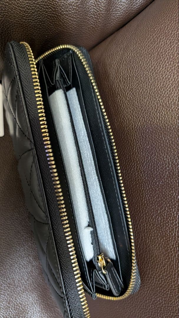 ◇新品未使用COACH キルティング ブラック長財布