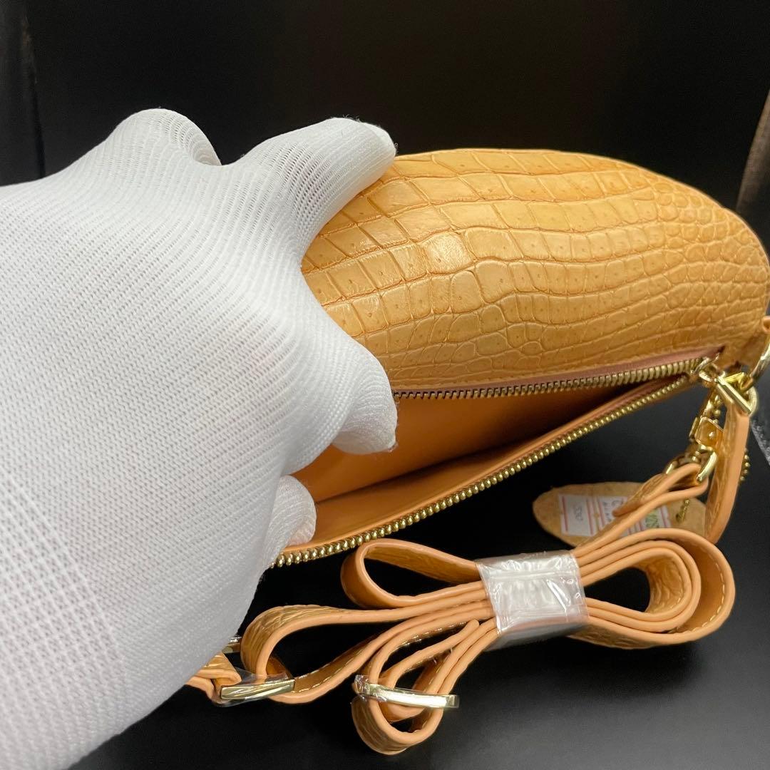 [本革クロコ・1枚革]☆シャム　クロコダイル　ボディバッグ　ベージュ