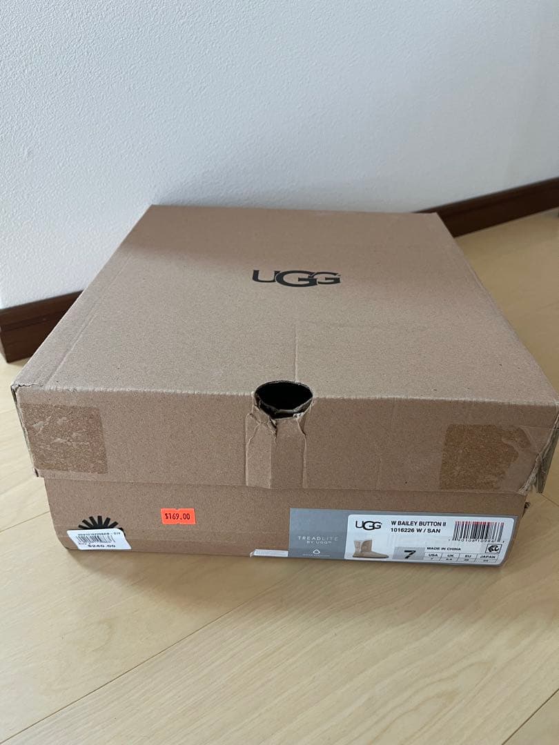 UGG ムートンブーツ ベージュ 24センチ