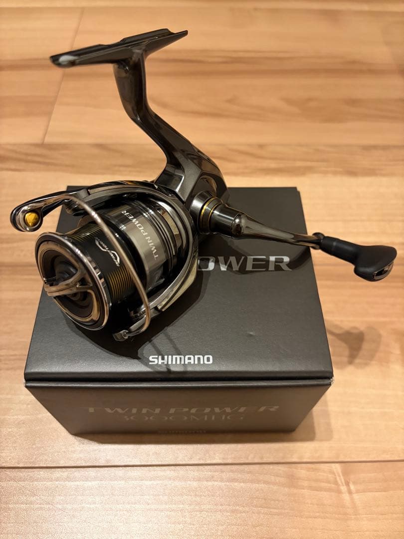 シマノ 24 ツインパワー 3000MHG