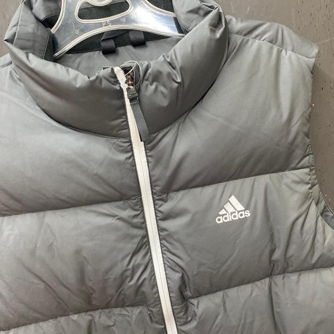 【新品】ダウンベスト アディダス GE9979