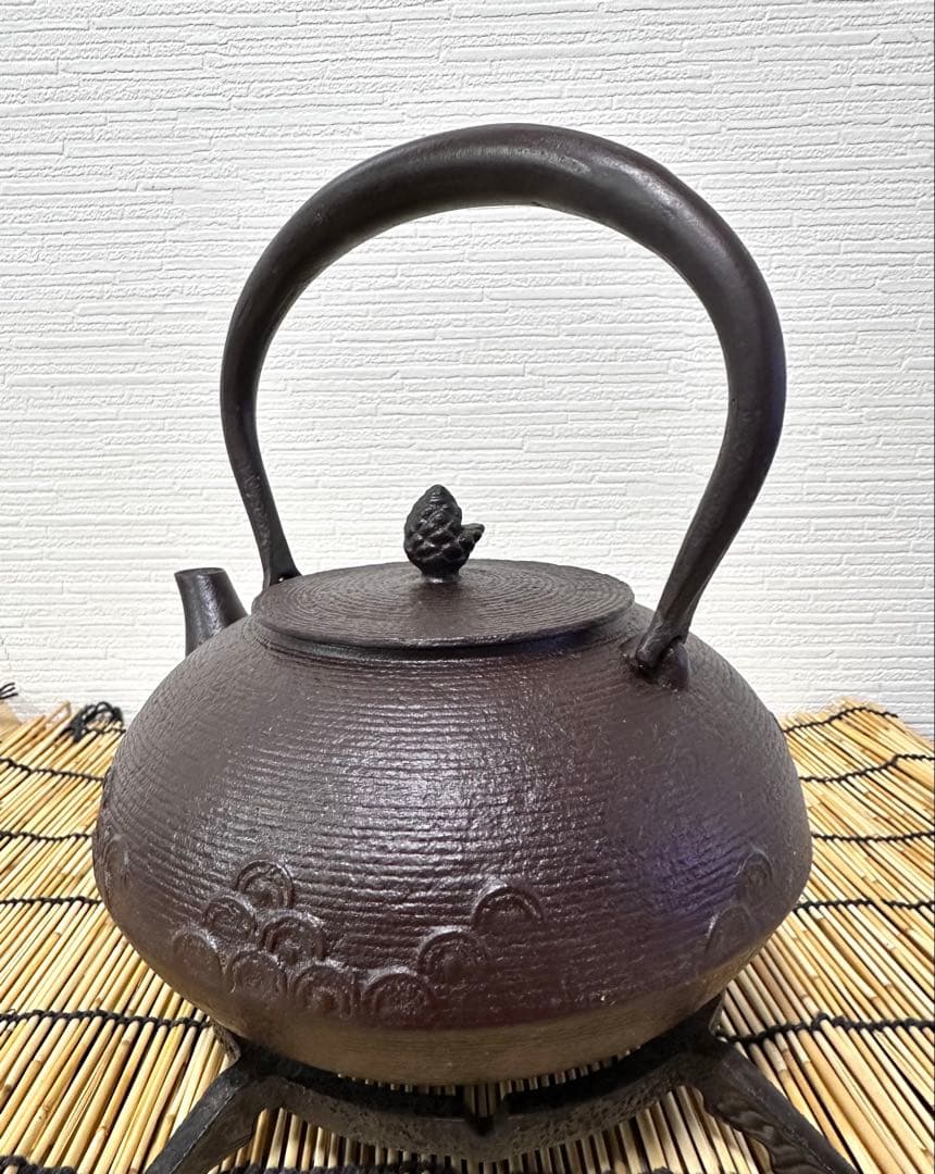 未使用品、供箱付　岩手県奥州水沢幸工芸　現代の名工 佐藤勝久造　丸平型糸目波文