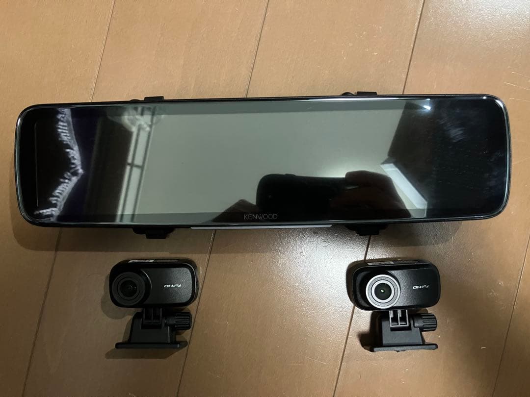 KENWOOD製 デジタルルームミラー型ドライブレコーダー DRV-EM4800