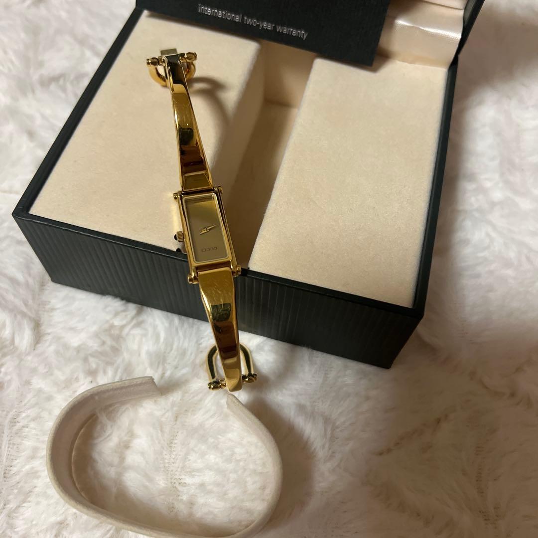 GUCCI ゴールド バングル