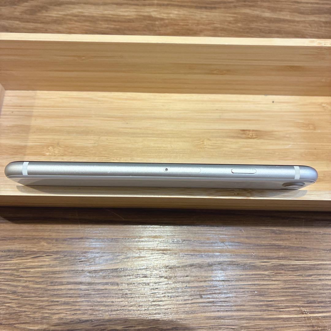 iPhoneSE 第3世代 ホワイト