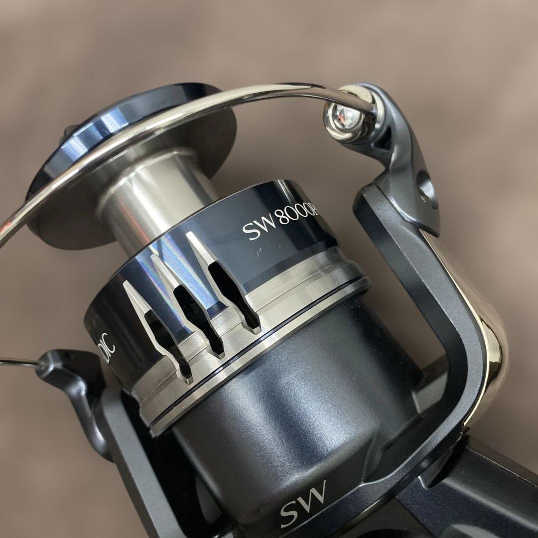 SHIMANO STRADIC 20 SW8000PG スピニングリール