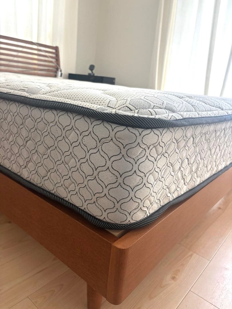 SEALY シーリー　ポスチャーテックダブルテンパーコイル