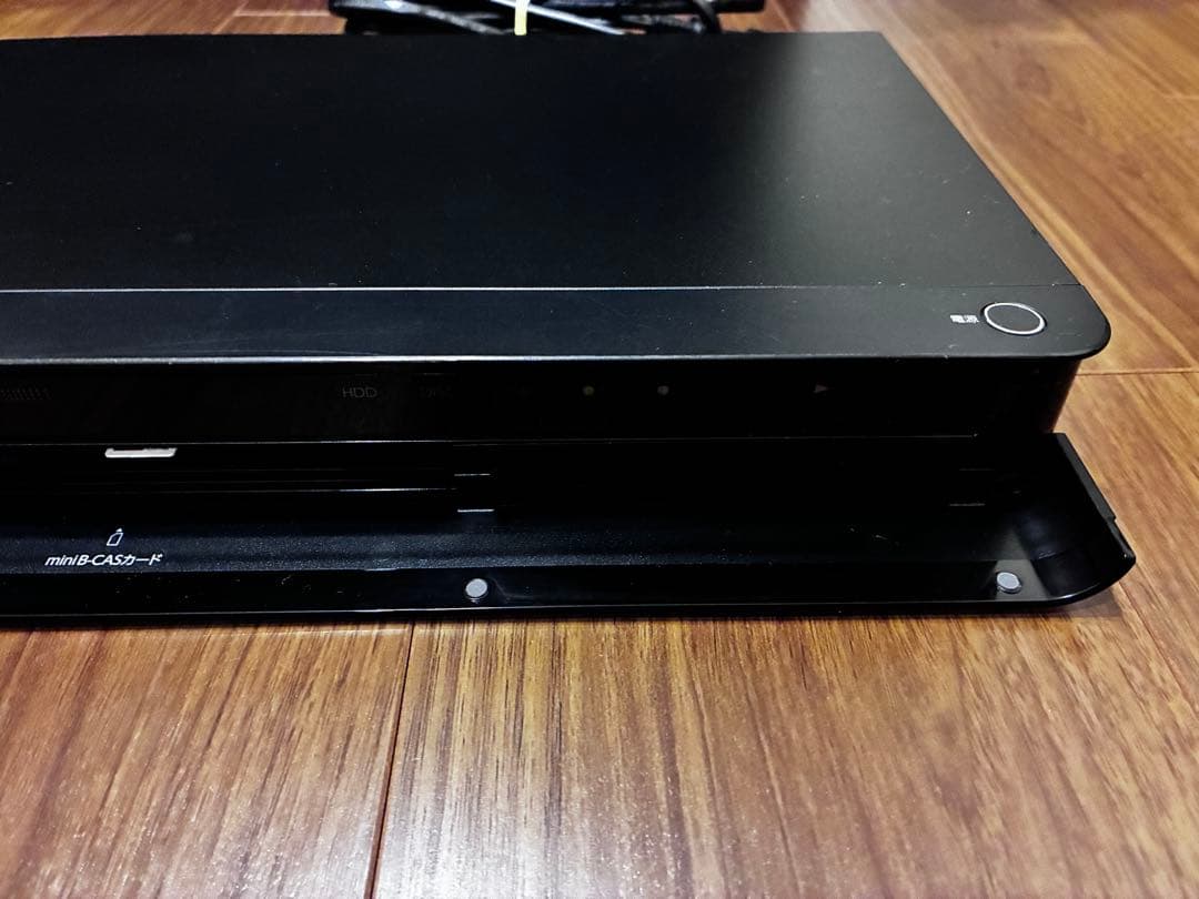 美品　TOSHIBA 東芝 ブルーレイディスクレコーダー DBR-W1007