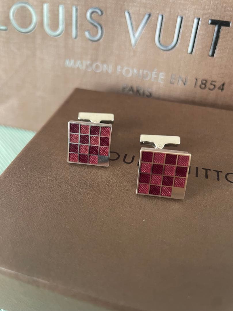 Louis Vuitton カフス　ダミエデザイン