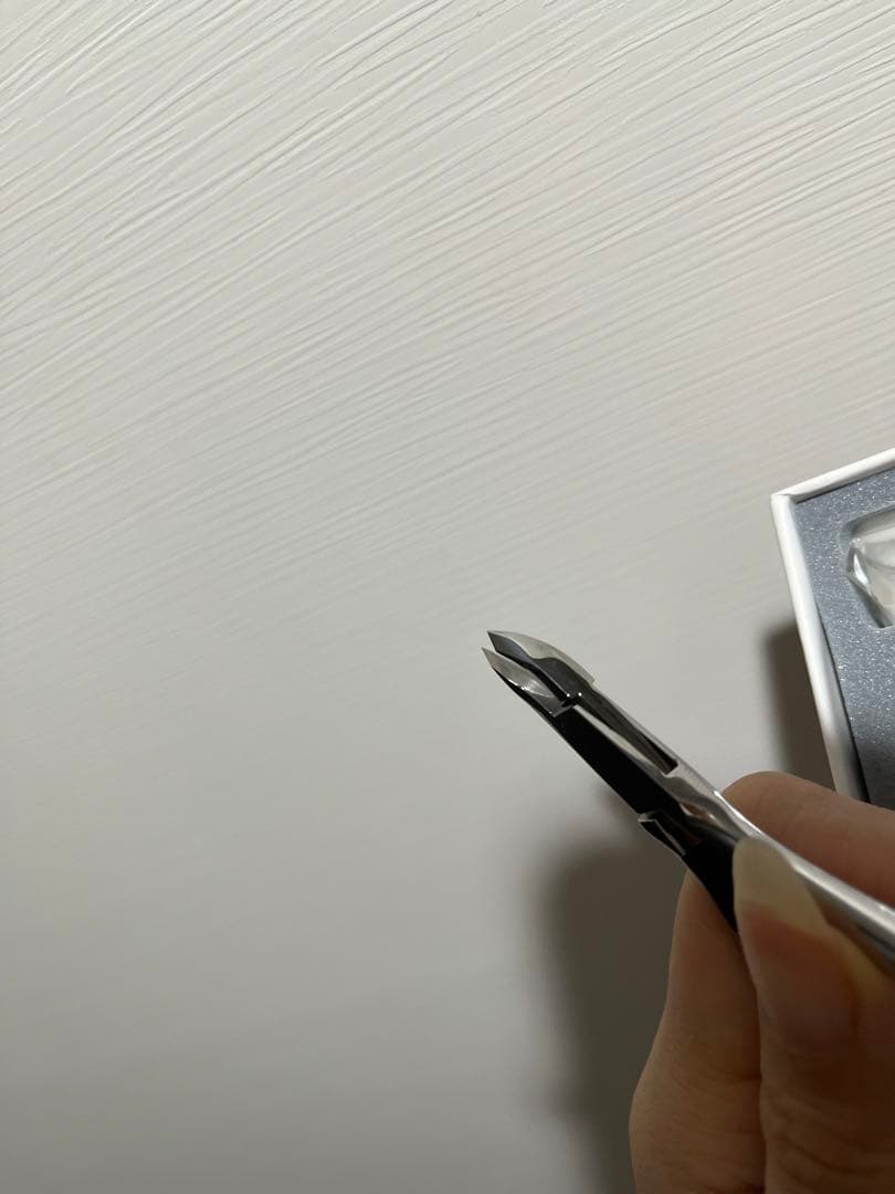 キューティクルニッパー　光　Tiara 3mm ネイル