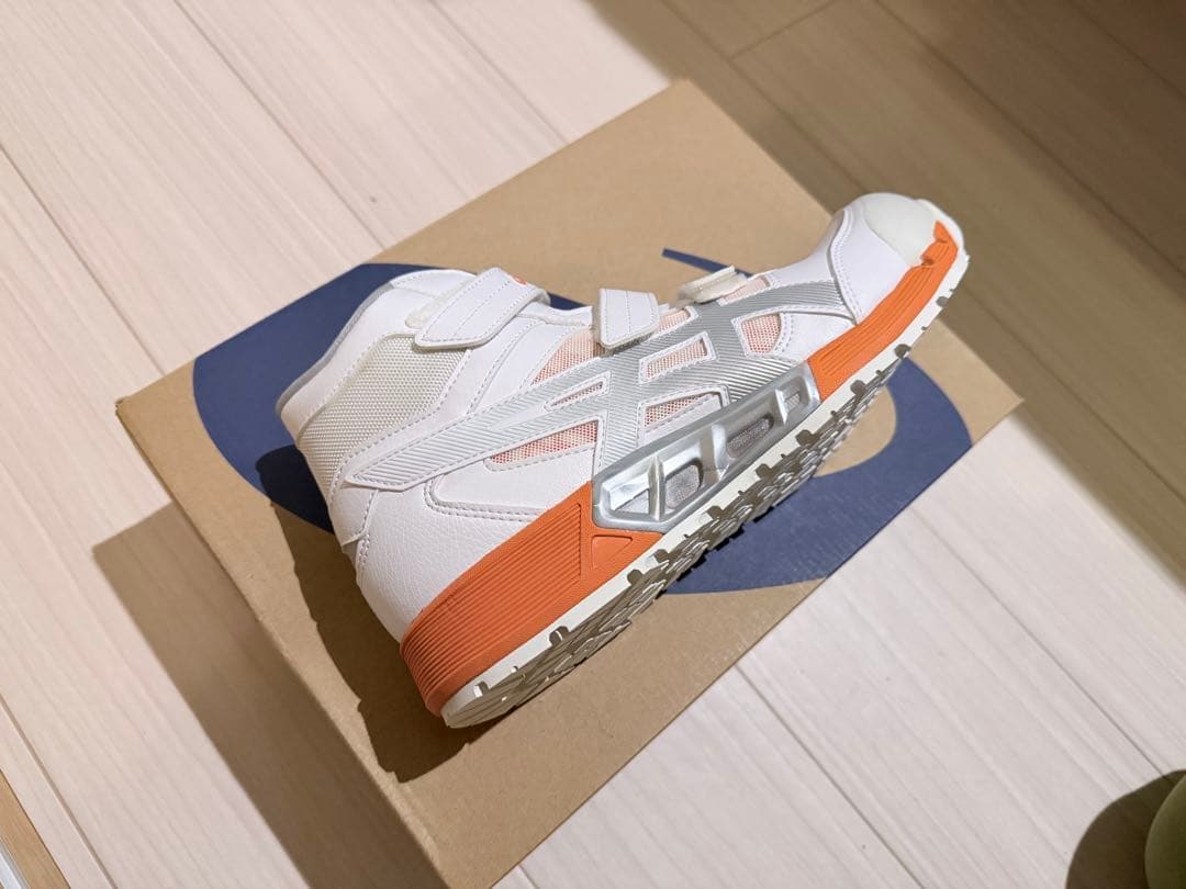 asicsウィンジョブ CP308 AC 3E相当 ホワイト/ビビッドオレンジ