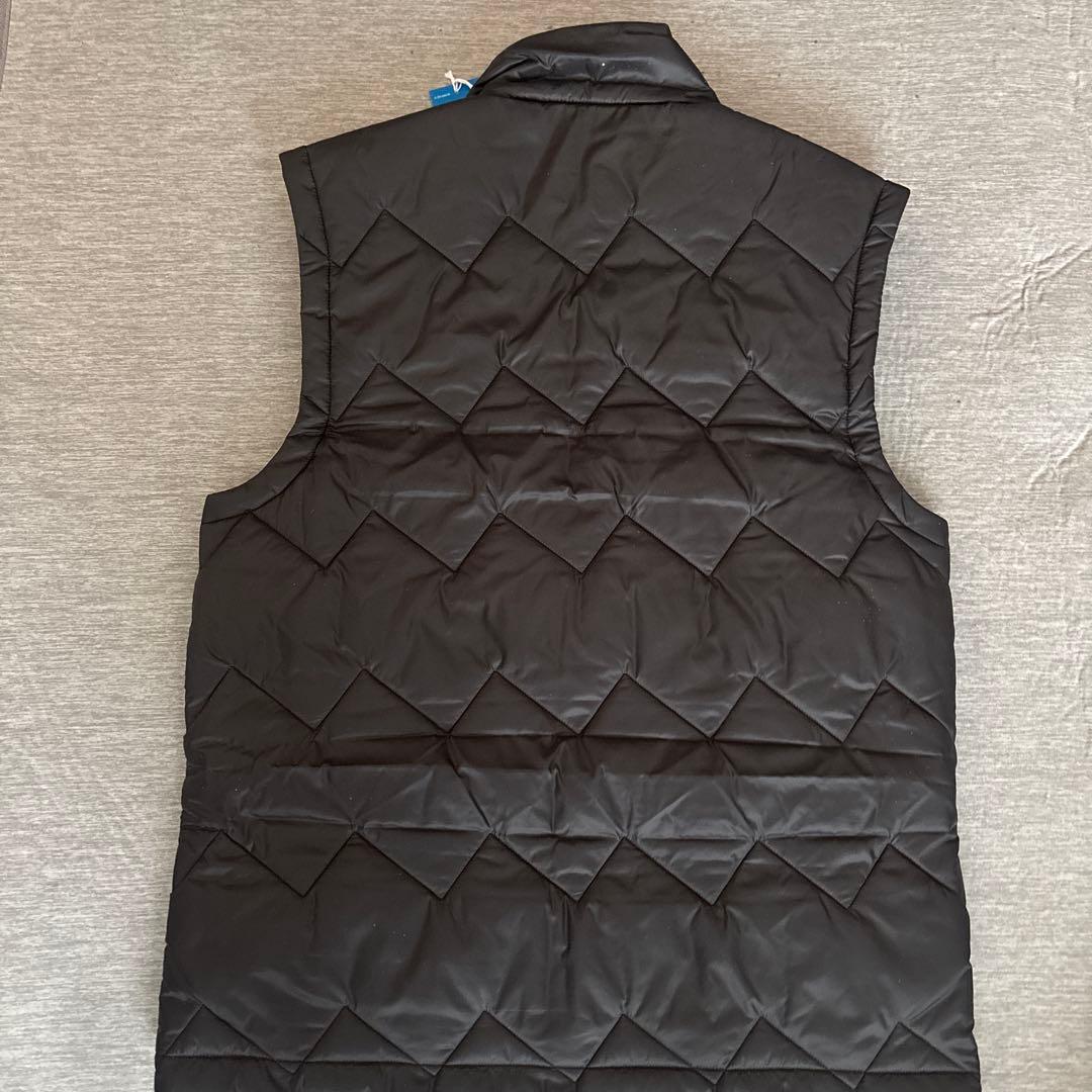 新品 アディダスオリジナルス ダウンベスト Lサイズ