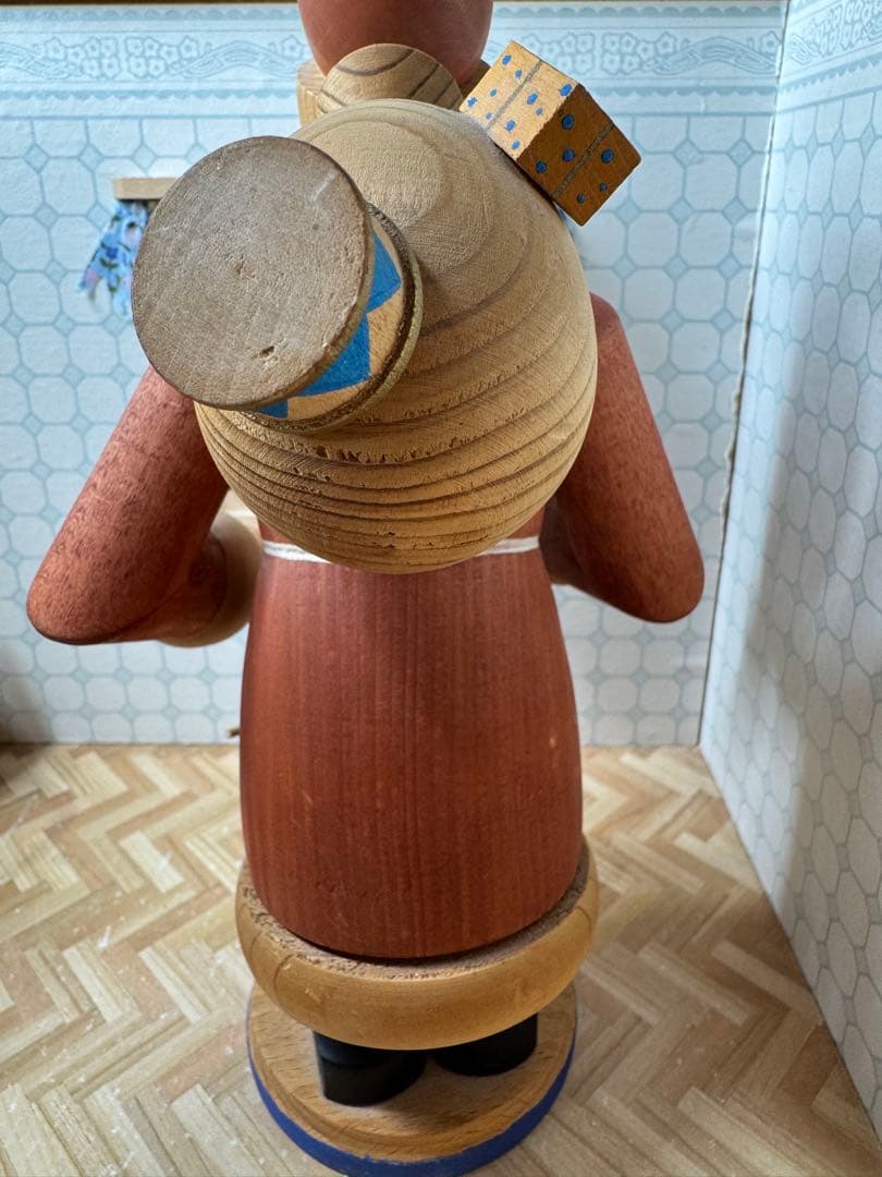 ドイツ　ザイフェン　ディットマン　煙出し人形