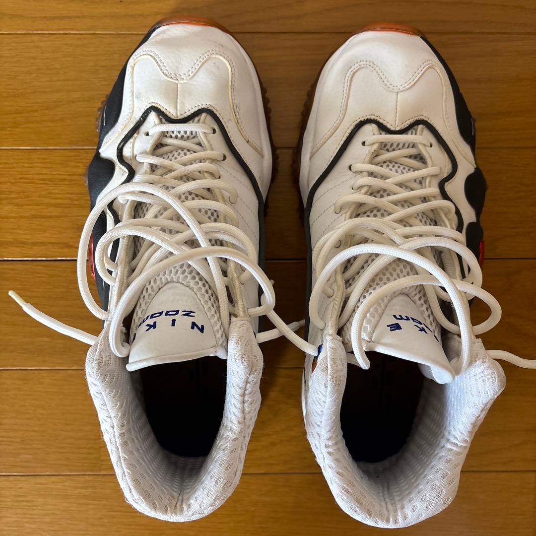 【iku】エアズームアップテンポ　バスケットボールシューズ