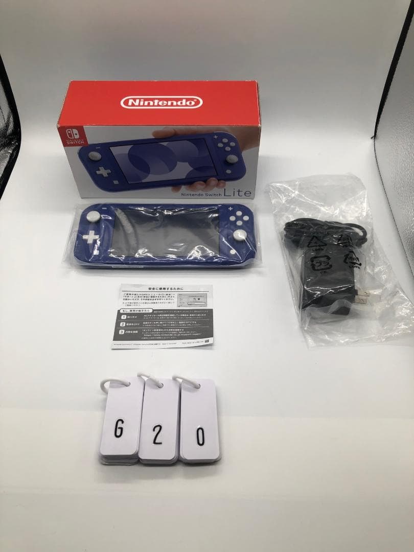 極美品 Nintendo Switch Lite スイッチライト 本体 ブルー