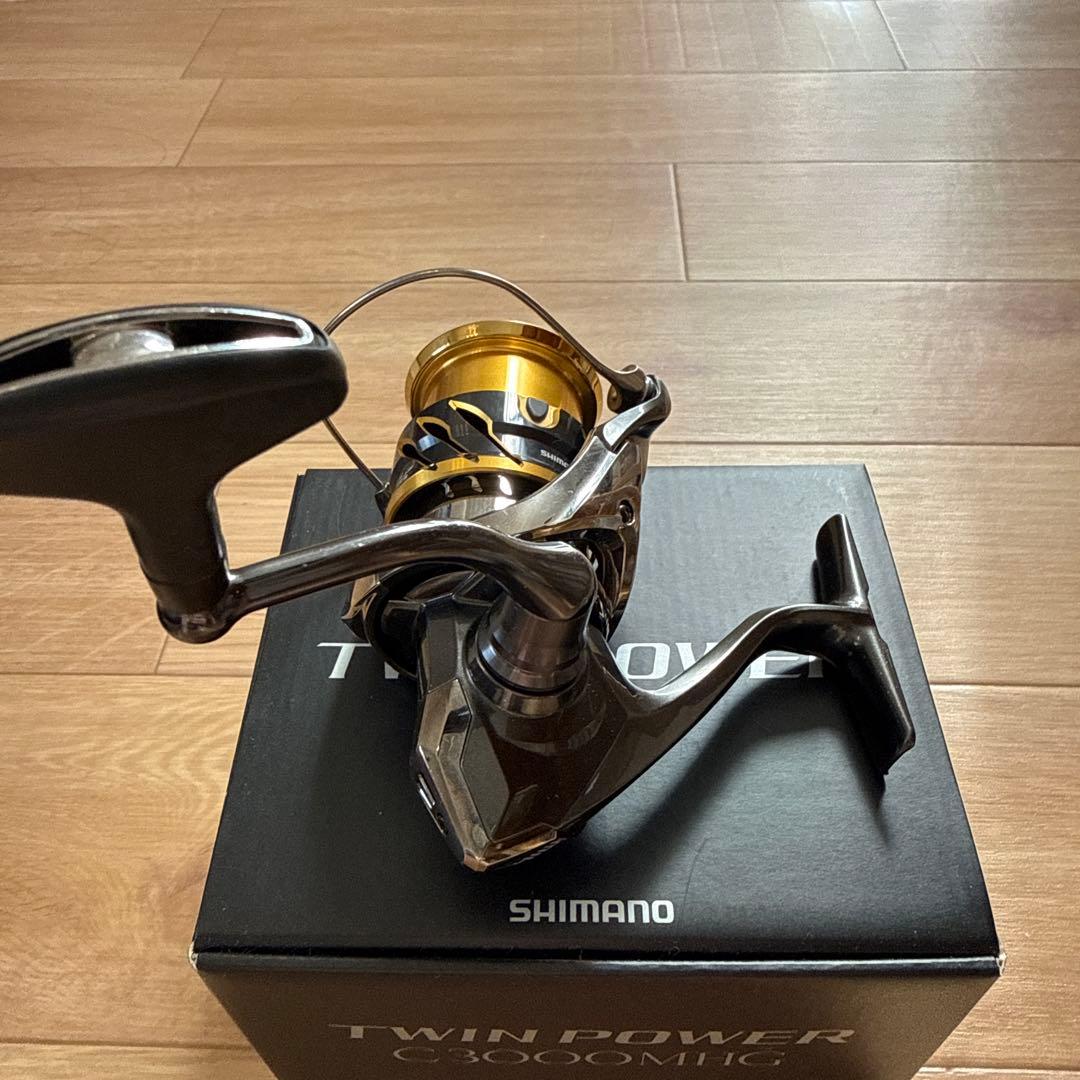 SHIMANO ツインパワー　C3000MHG スペアスプール付き