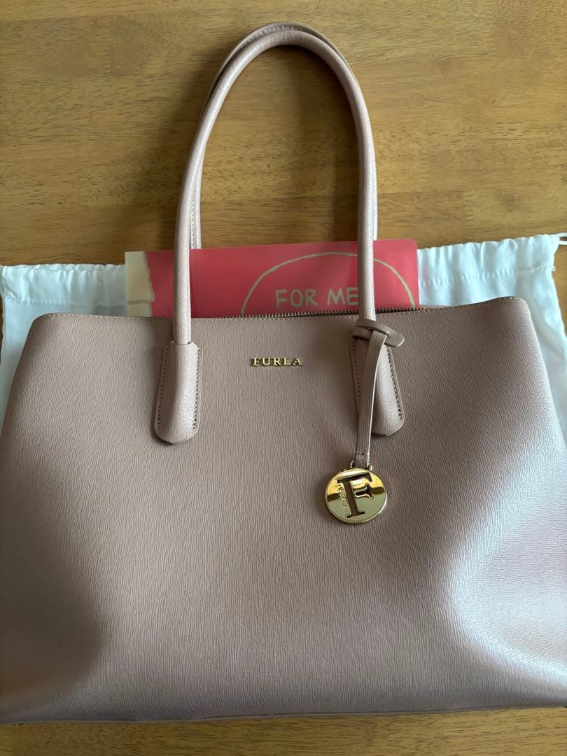 FURLA フルラ TESSA テッサ トートバッグ A4 大容量 通勤