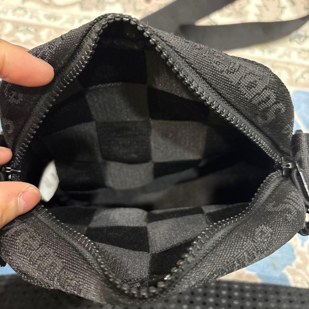 Supreme ブラック ショルダーバッグ