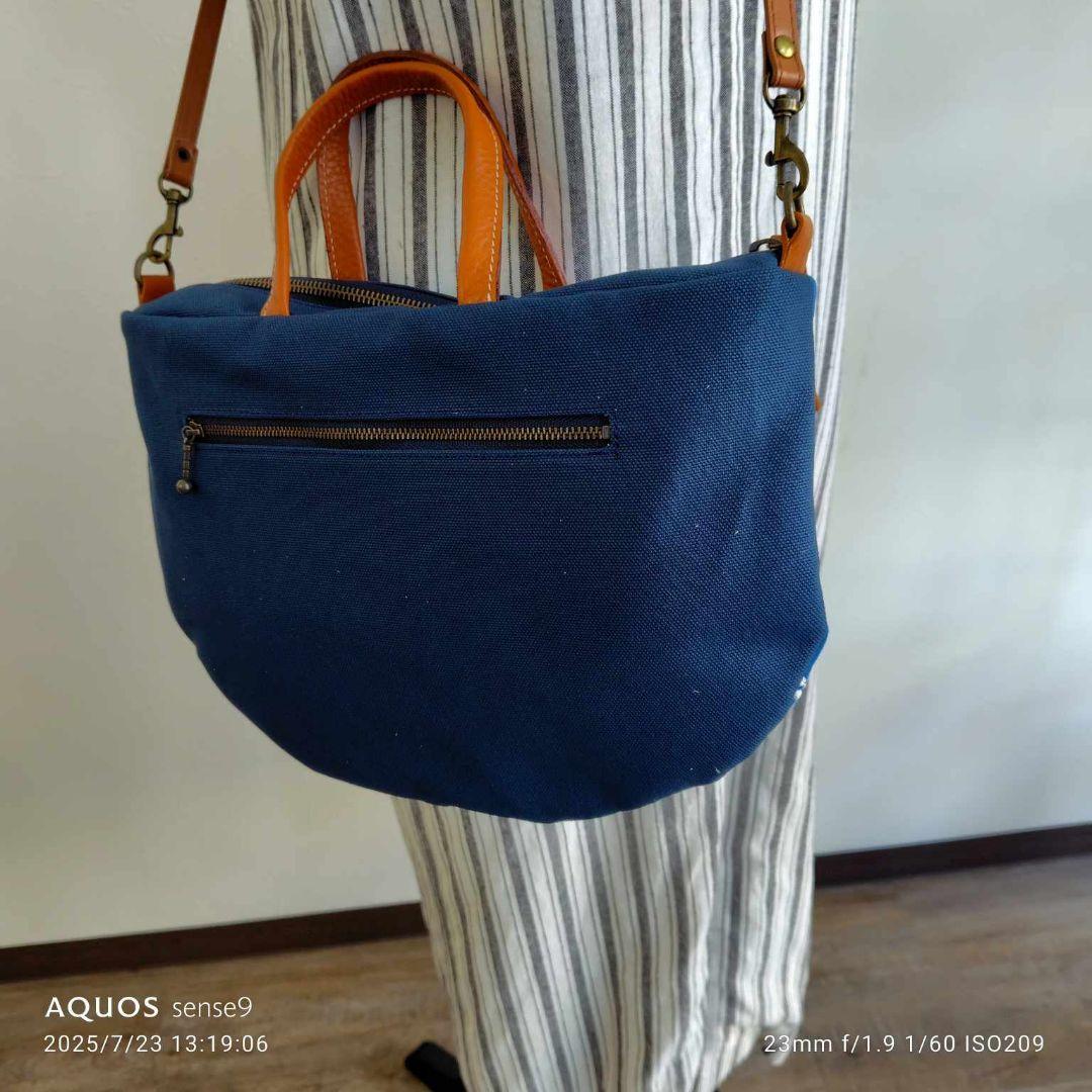 ミナペルホネン/2025tambourineタンバリンブルー/ラウンドMサイズ