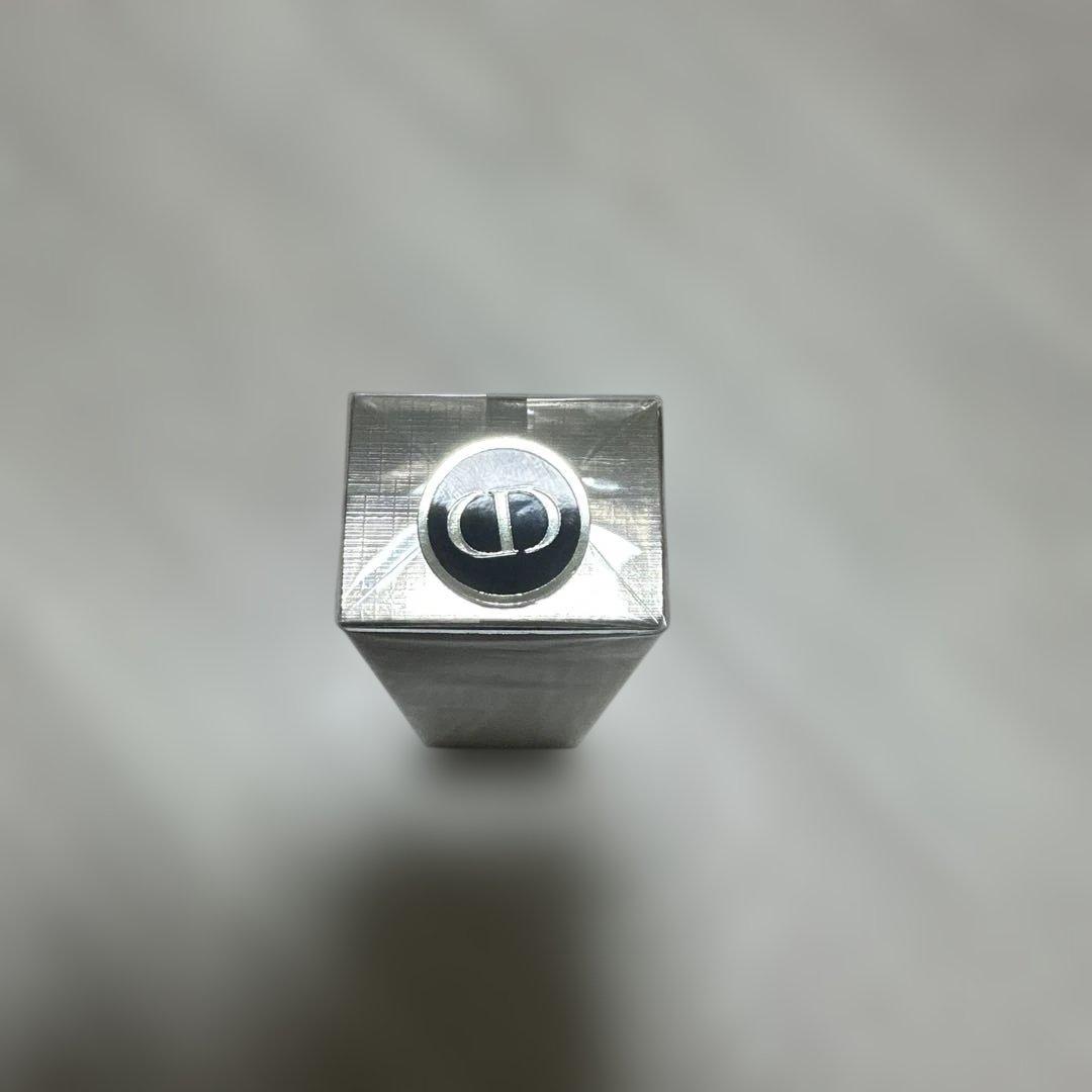 ディオール　プレステージマイクロセラムユー