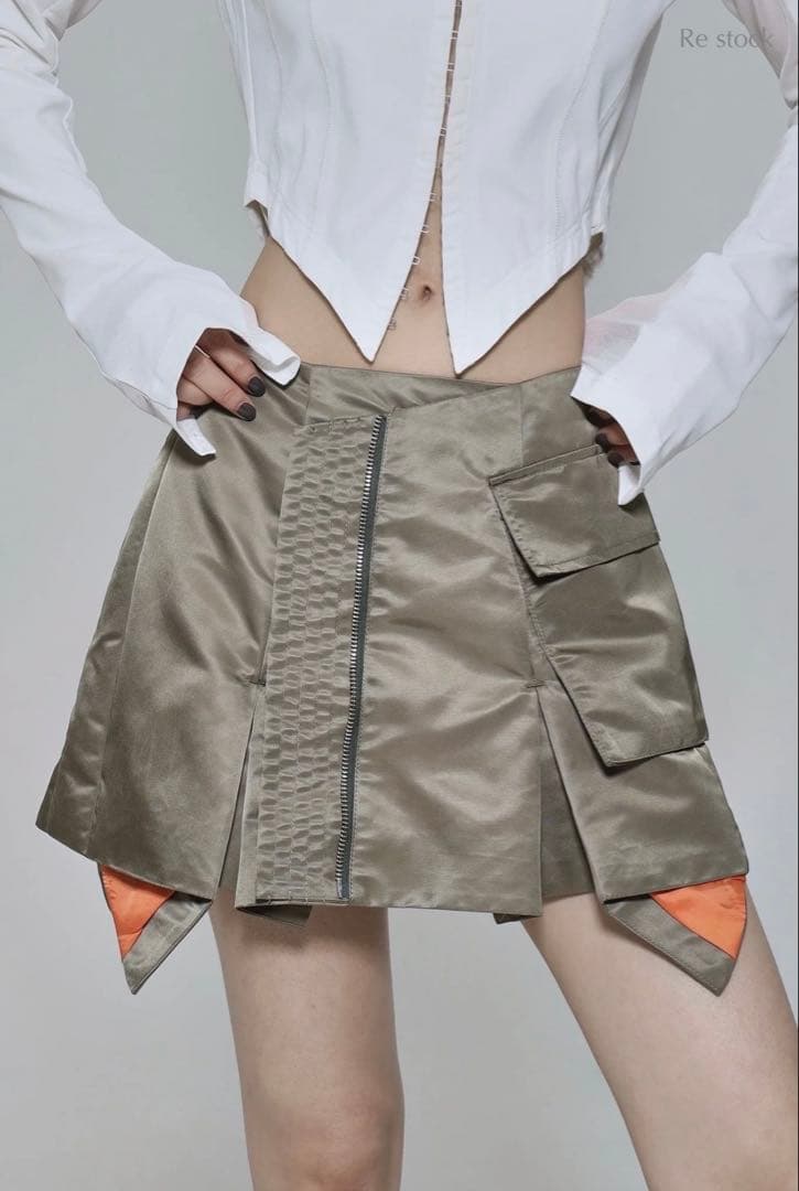 esió エシオ Nylon MA-1 skirt Sサイズ Khaki