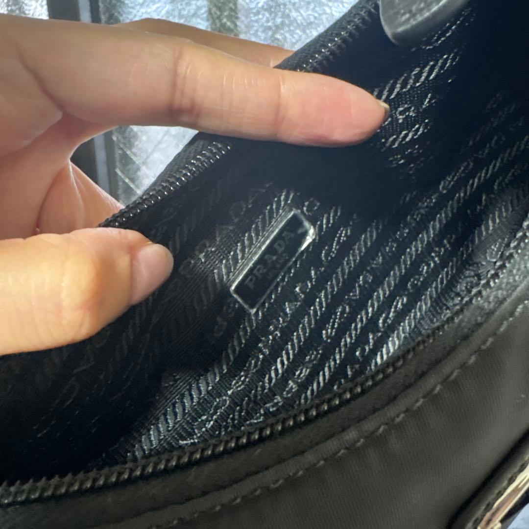 美品プラダ PRADA Re-Edition 2000 ミニバッグ ハンドバッグ