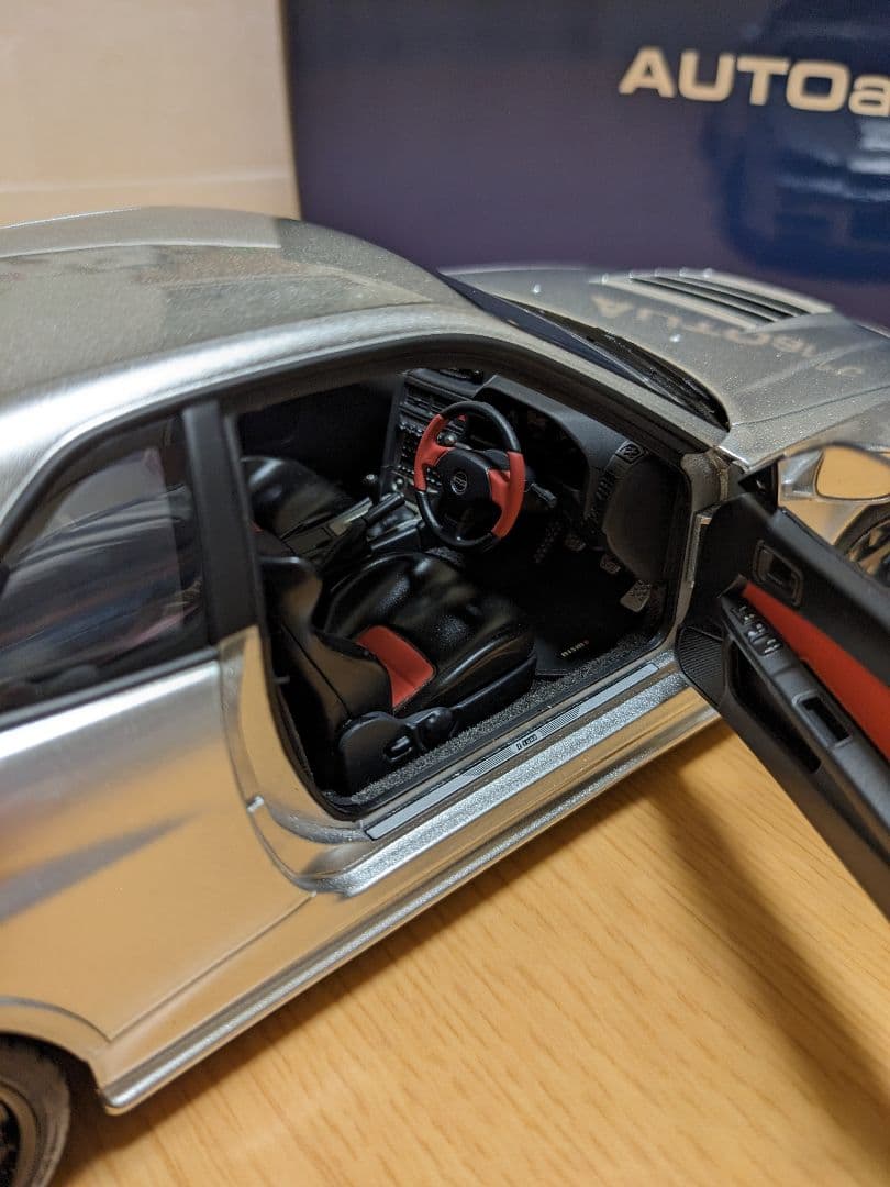 オートアート1/18　ニスモ R34 GT-R Zチューン