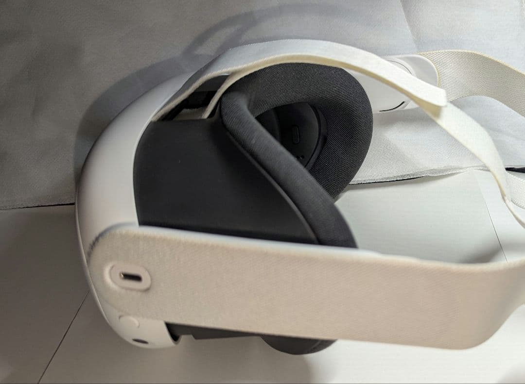  Quest 3 128GB　VRヘッドセット