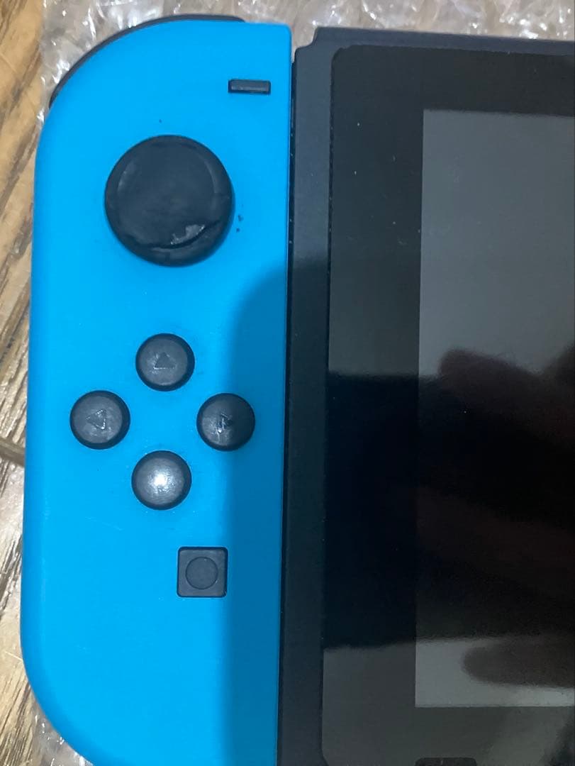 ニンテンドーSwitch 本体、Joy-Con