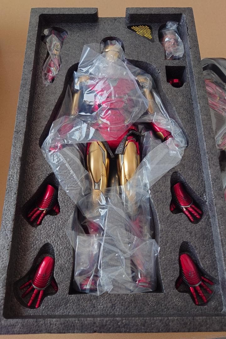 ムービー・マスターピース 1/6スケールフィギュア アイアンマン・マーク85