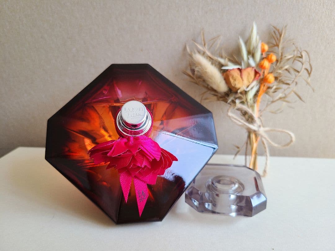 D*u様 ランコム ラニュイトレゾア インテンス 100mlサイズ USED 箱