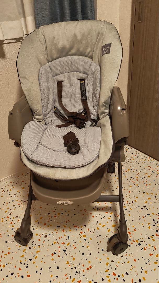 コンビ　ネムリラ AUTO SWING LM ミントグレー