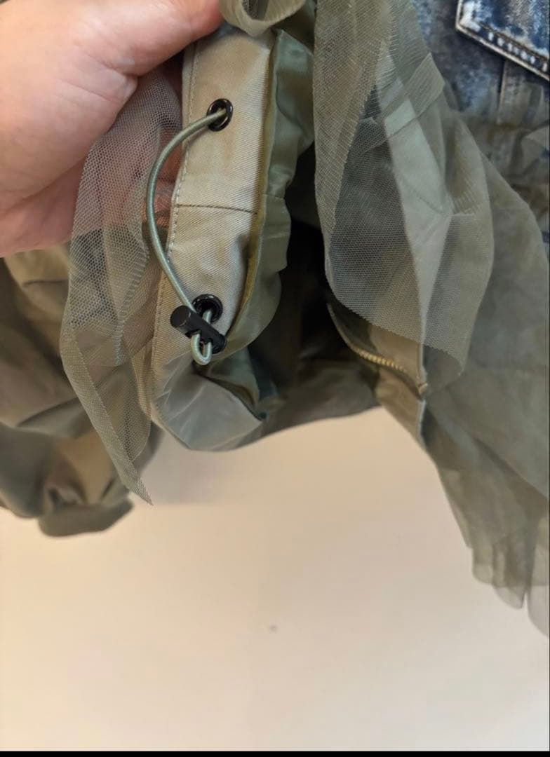 フリル付きオリーブグリーンジャンパー Mサイズ