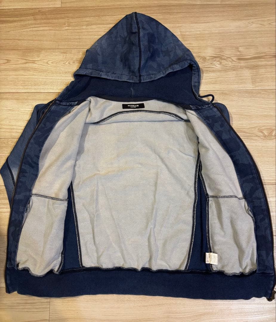 1PIU1UGUALE3 カモフラ デニム 柄 スウェット セットアップ