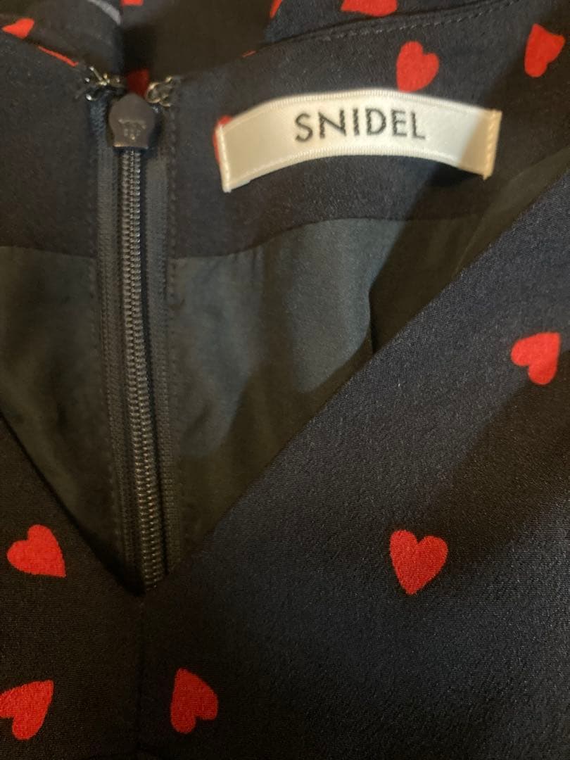 新品　スナイデル【WEB限定】ハートプリントワンピース ネイビー サイズ2