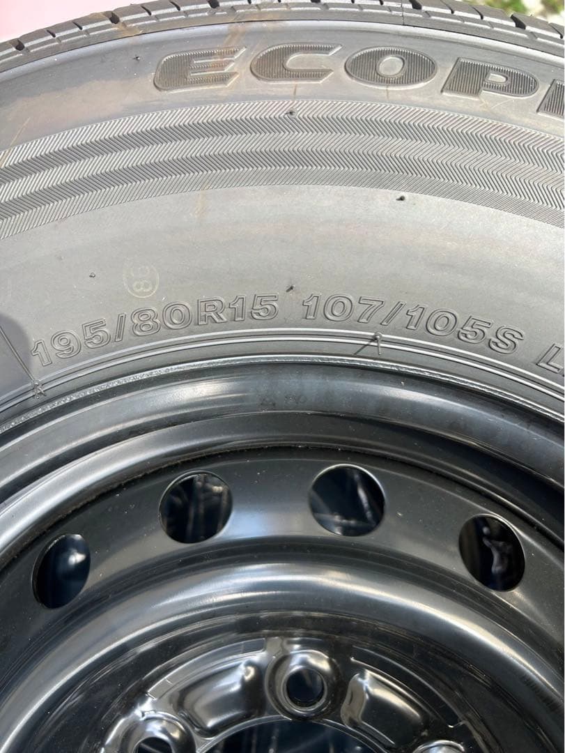 ハイエース　195/80R15 タイヤホイール4本セット　新車外し