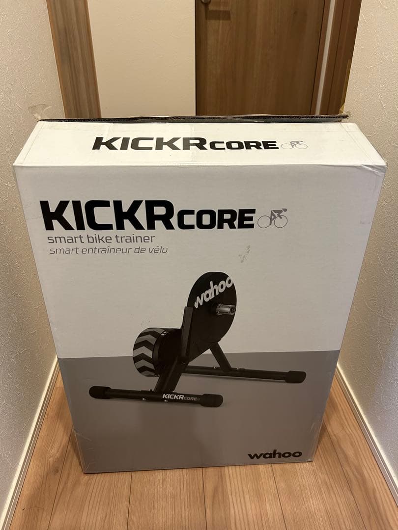 Wahoo KICKR core スマートバイクトレーナー
